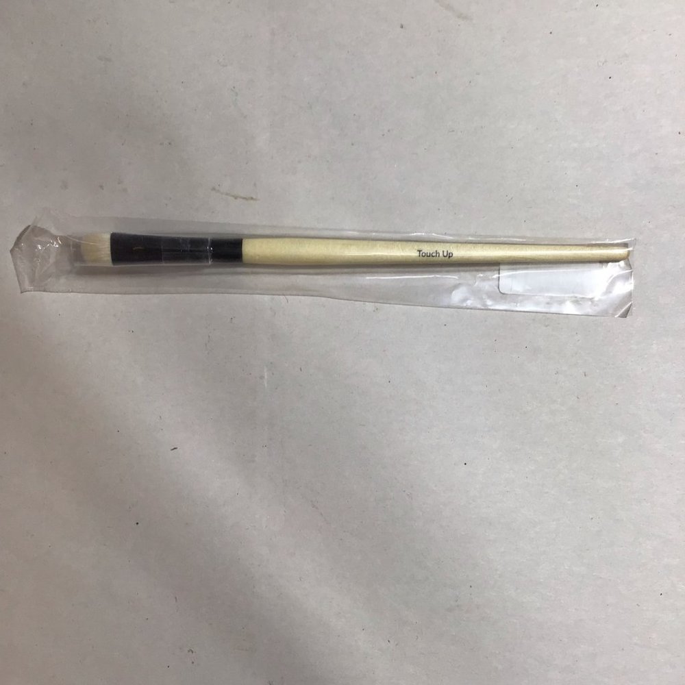 Bobbi Brown Touch Up Brush NEW
